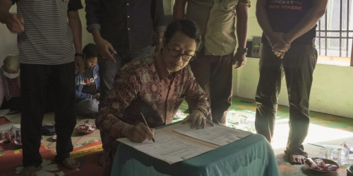Kopi D'Jangkat Sungai Tenang Tanda Tangani Komitmen Bersama Bank Indonesia